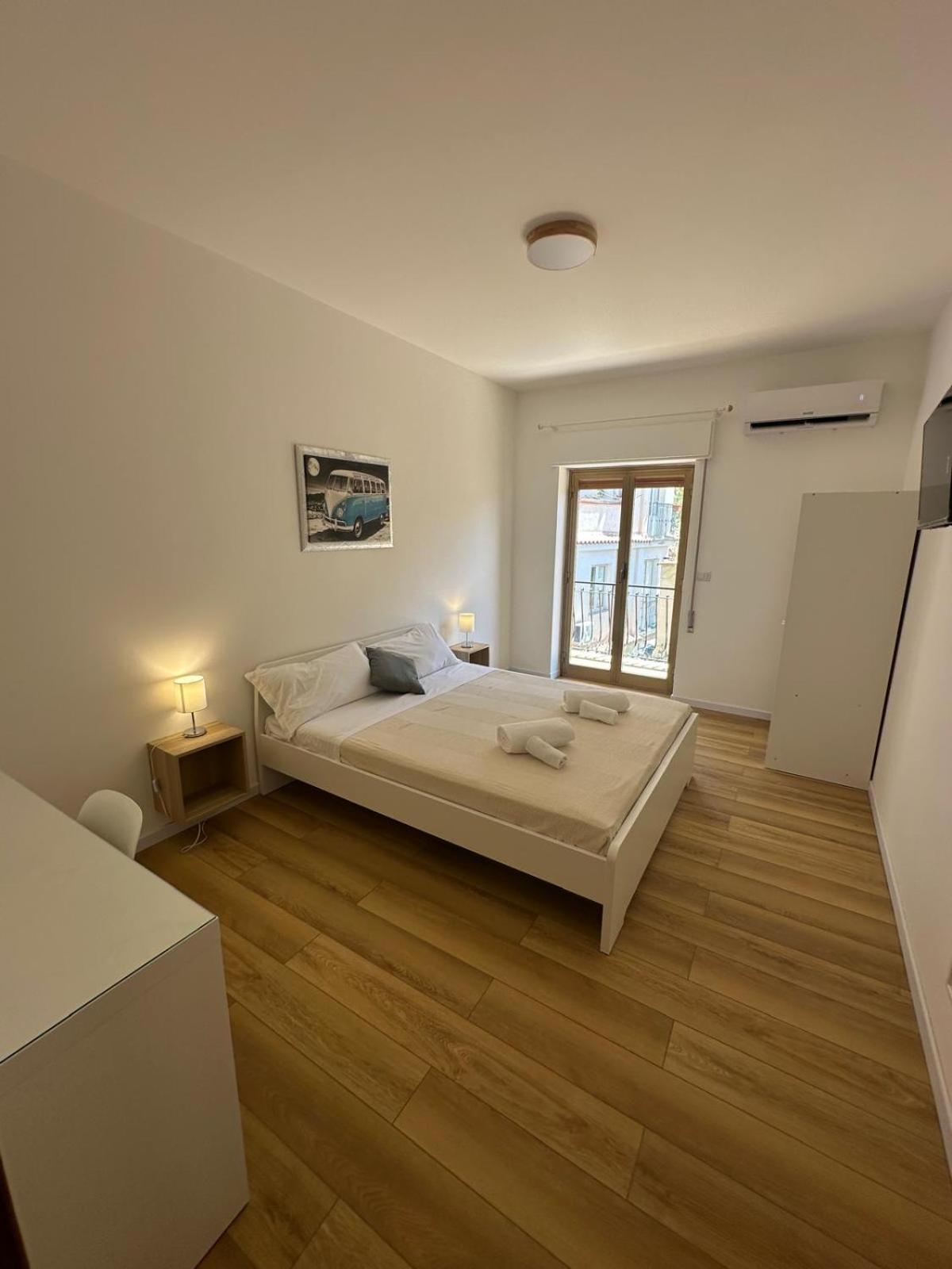 We Home Taormina Center With Parking Екстериор снимка