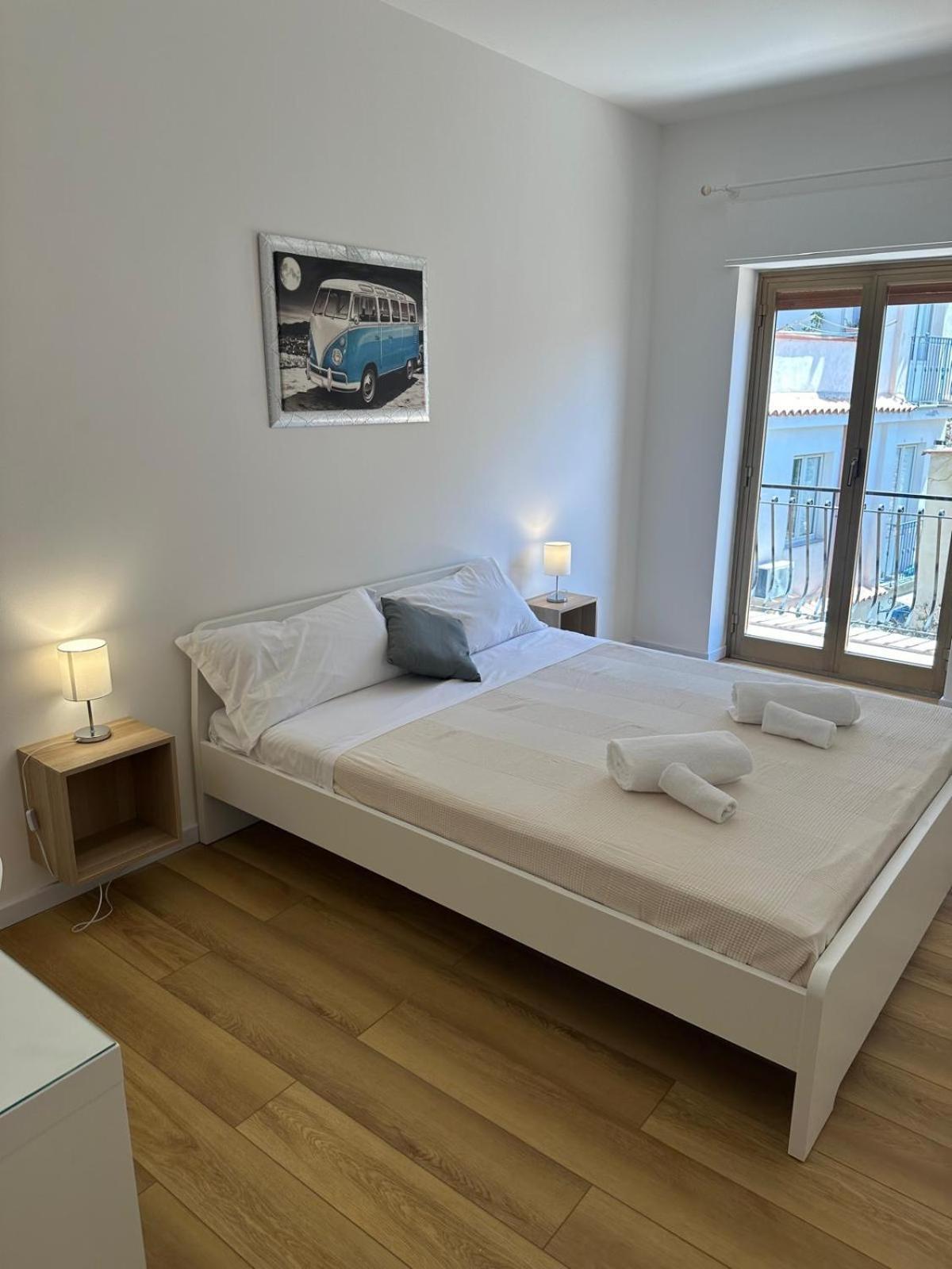 We Home Taormina Center With Parking Екстериор снимка