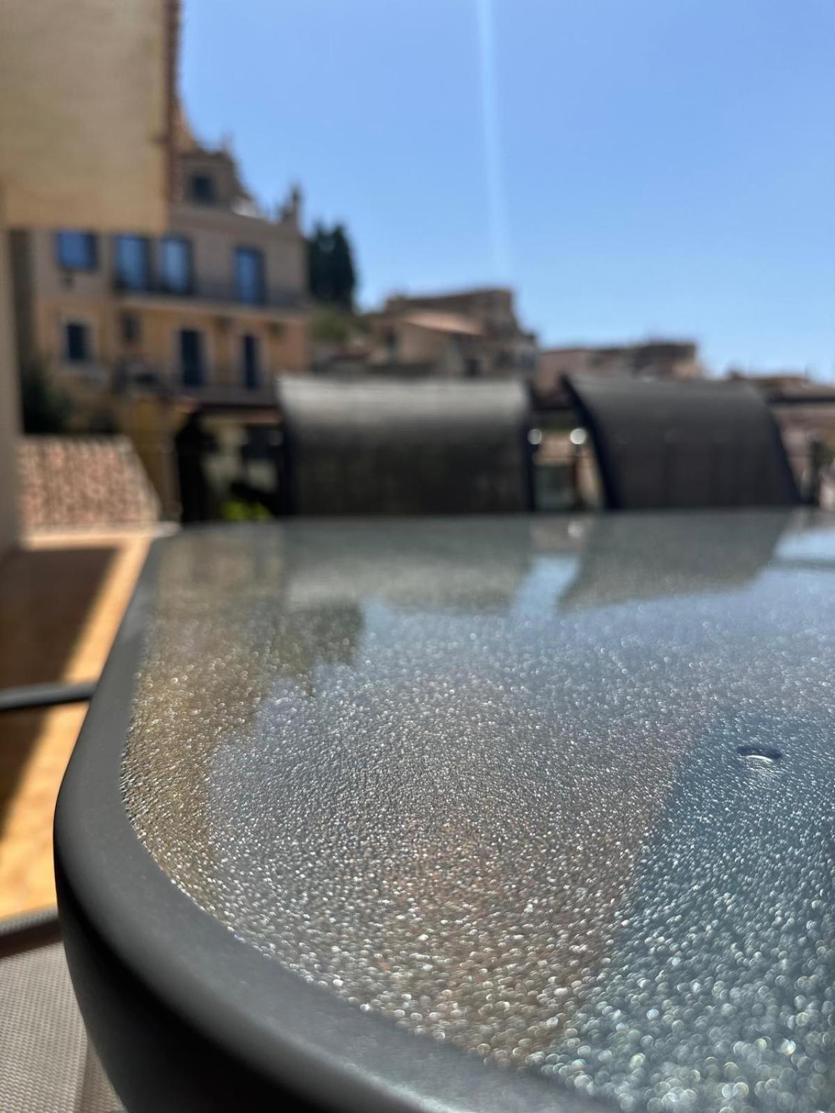 We Home Taormina Center With Parking Екстериор снимка