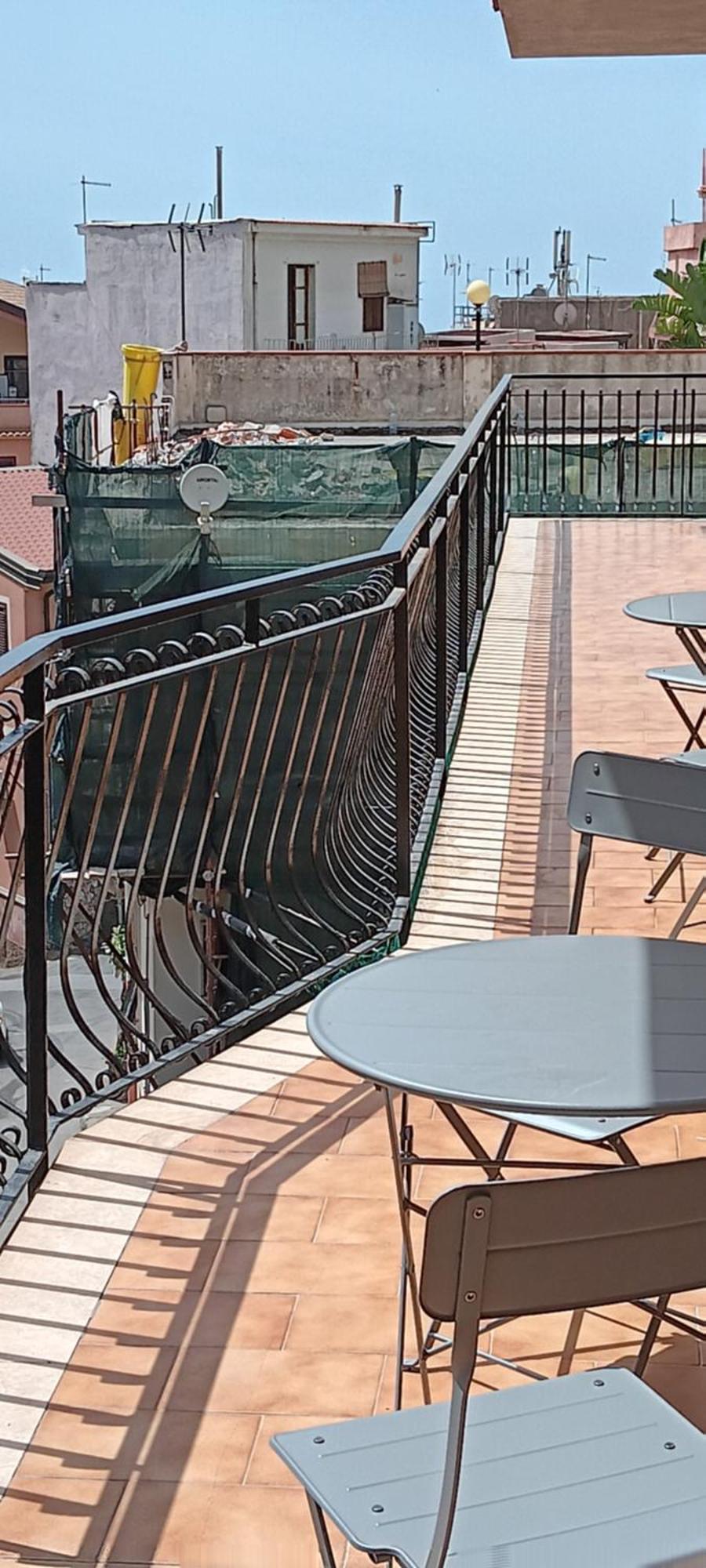 We Home Taormina Center With Parking Екстериор снимка